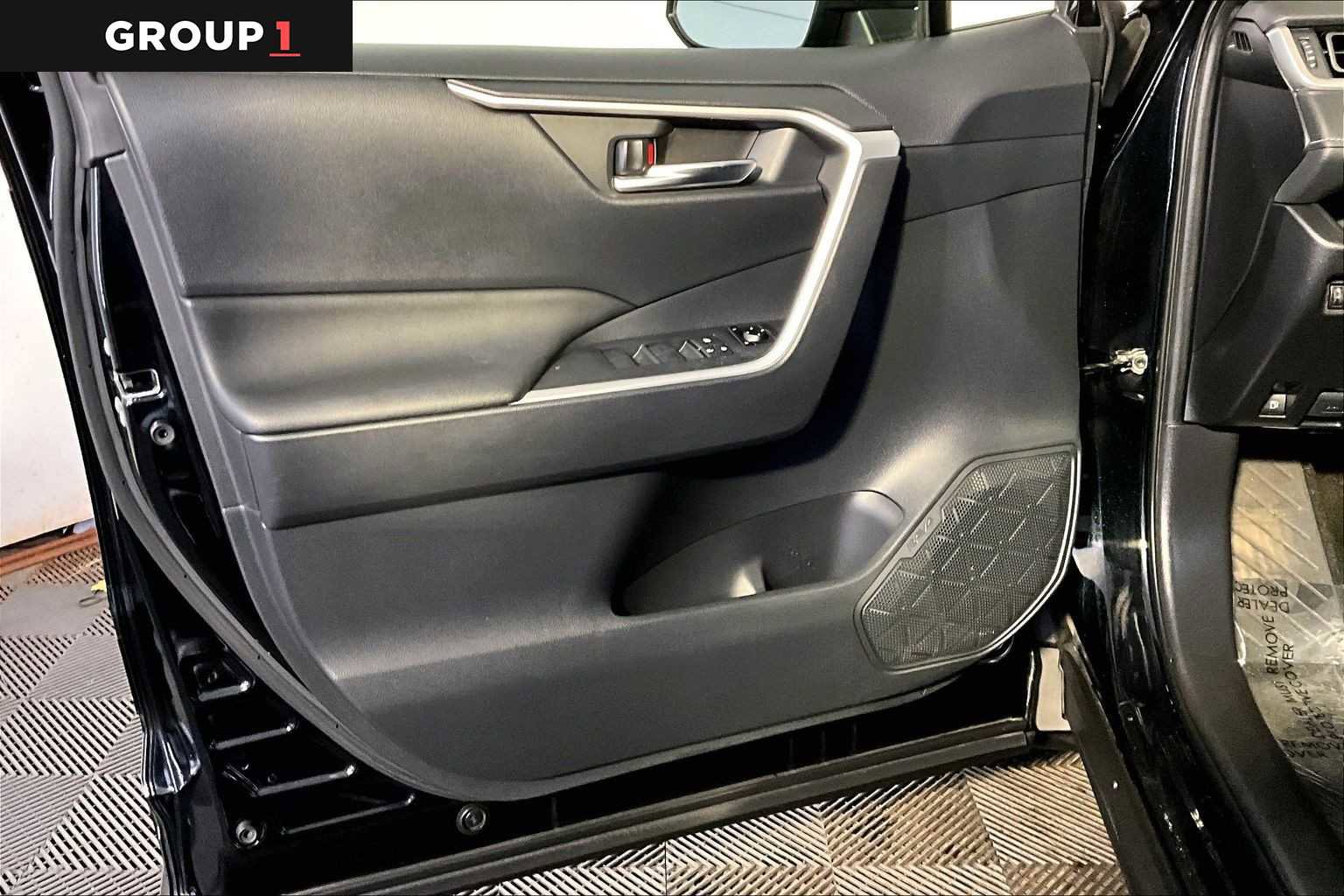 Used 2019 Toyota RAV4 XLE image 41