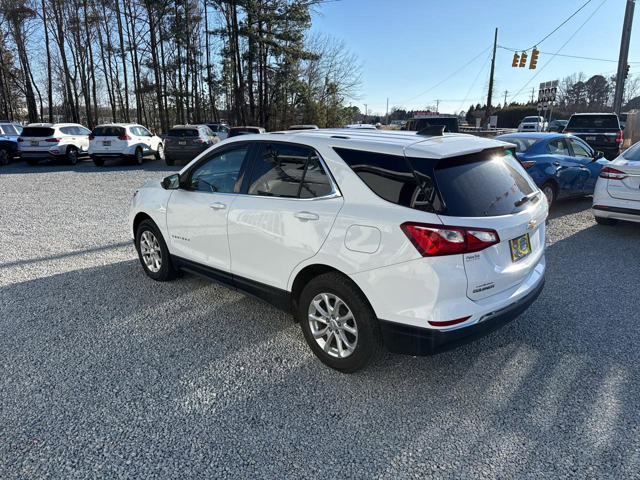 Used 2019 Chevrolet Equinox LT image 3