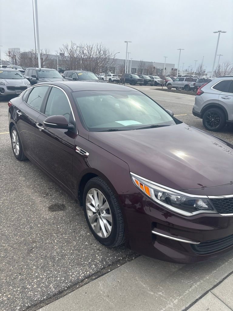 Used 2016 Kia Optima LX image 40