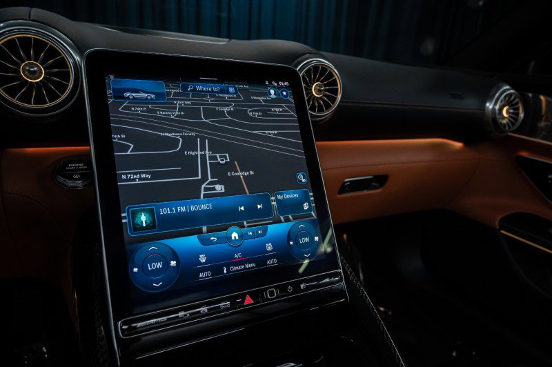 Certified 2022 Mercedes-Benz SL 63 AMG 4MATIC image 24