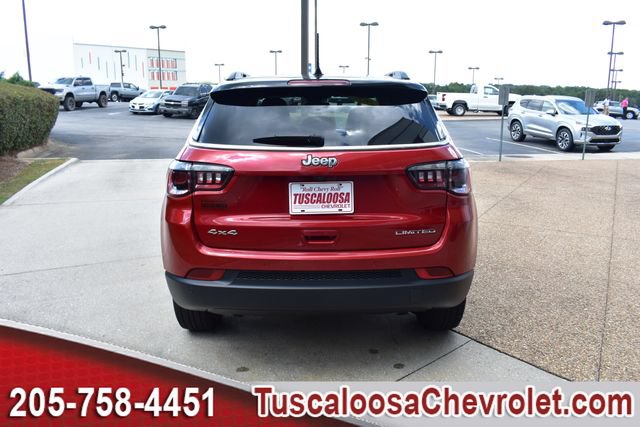 Used 2025 Jeep Compass Limited AWD/4WD image 9
