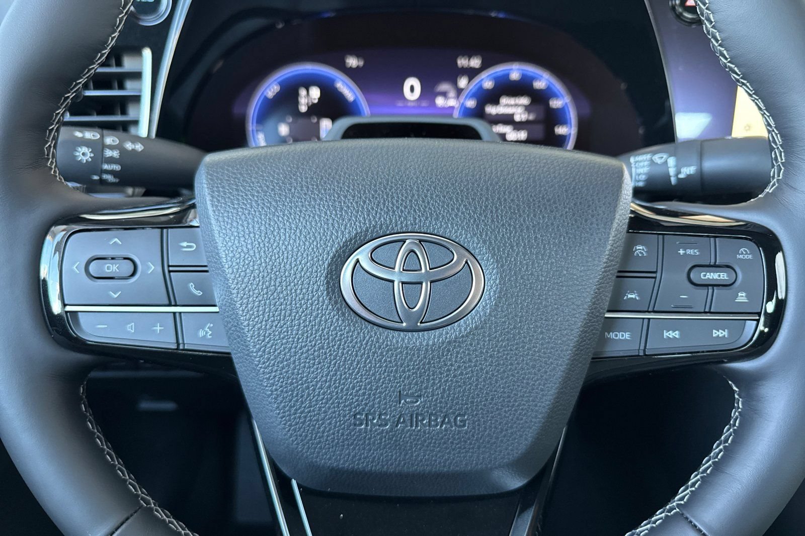 New 2026 Toyota Mirai RWD image 26