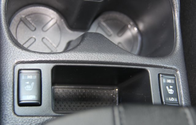 Used 2017 Nissan Rogue SV AWD/4WD image 29