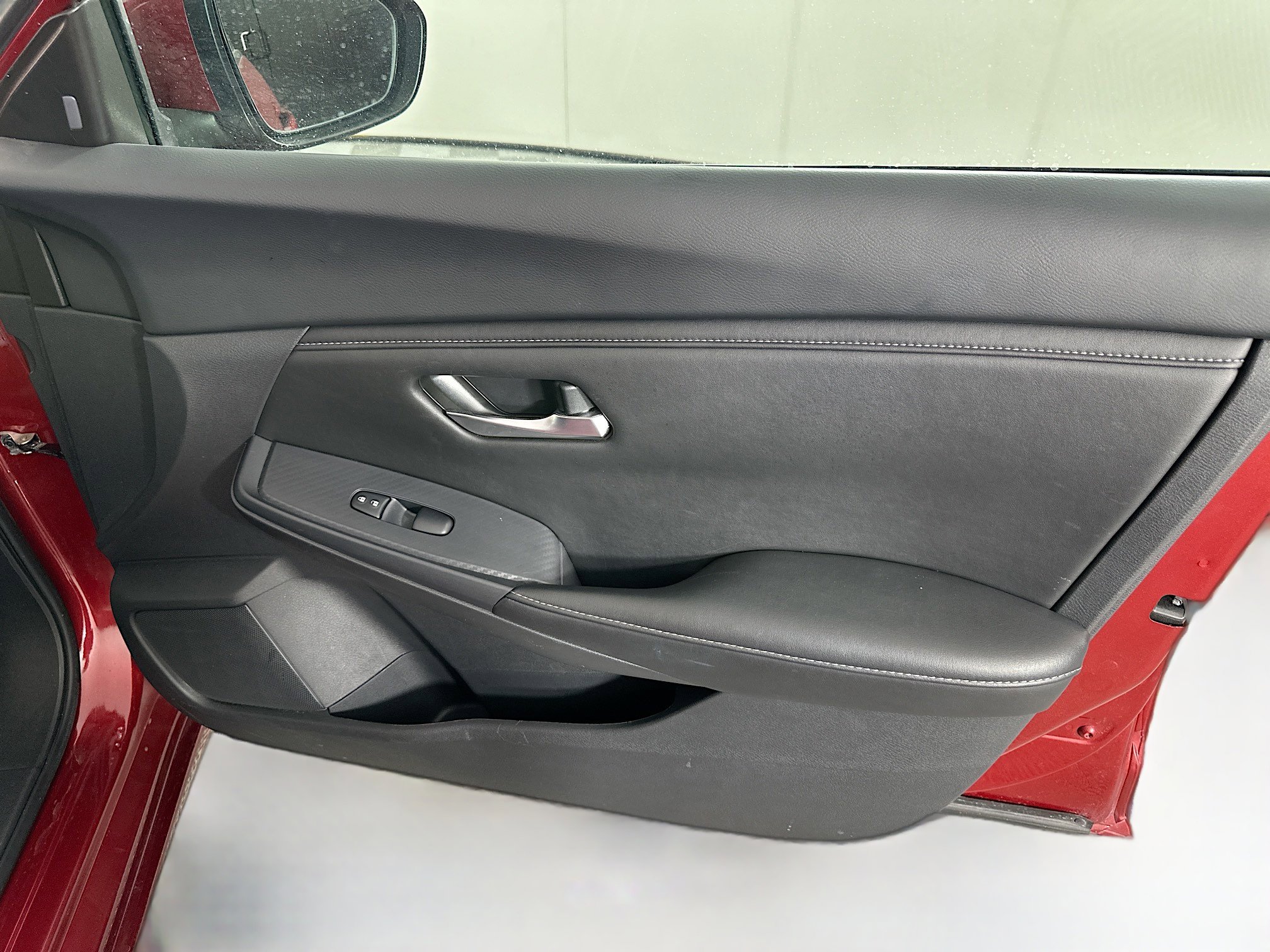 Used 2024 Nissan Sentra SV image 29