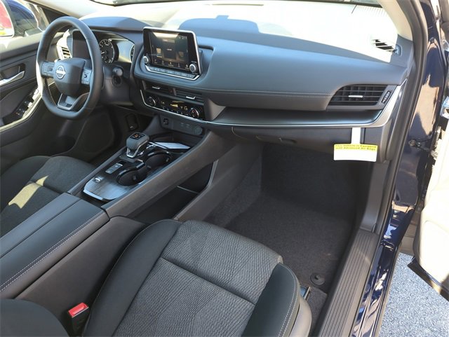 New 2026 Nissan Rogue SV image 18