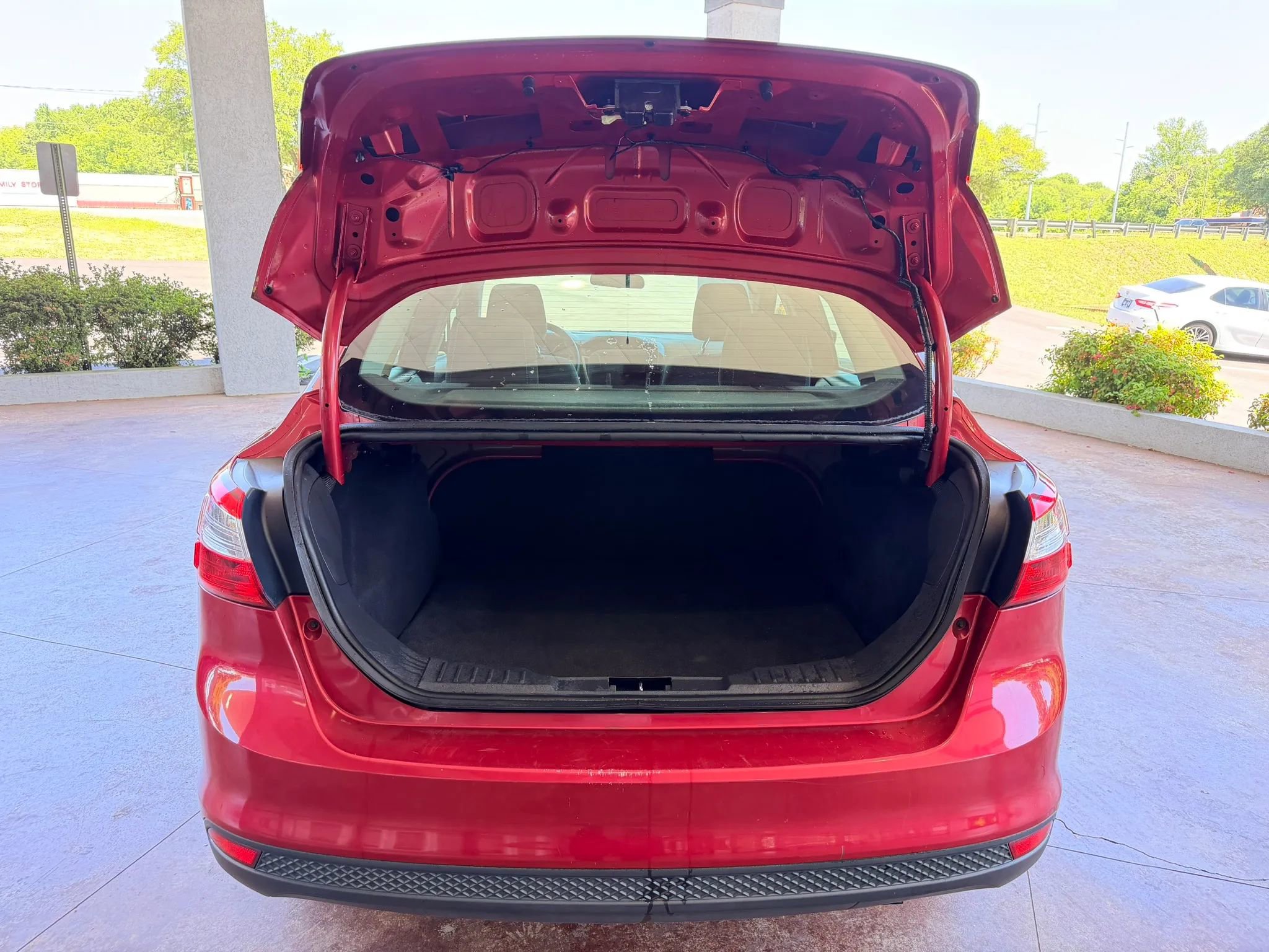 Used 2012 Ford Focus SE FWD image 20