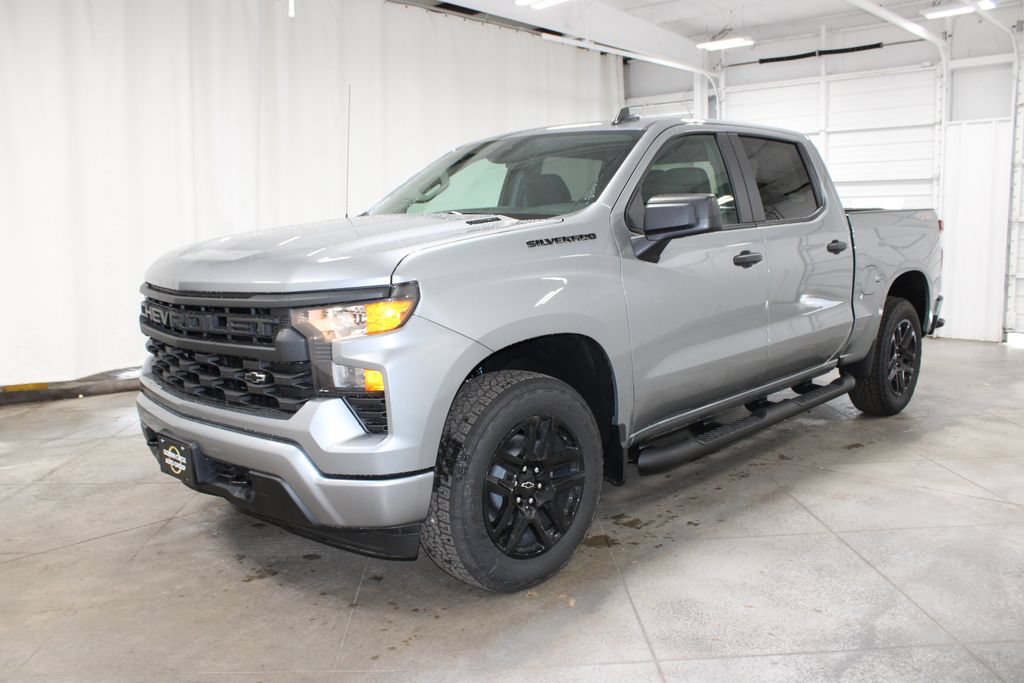 New 2026 Chevrolet Silverado 1500 Custom w/ Turbomax Blackout Package AWD/4WD image 4