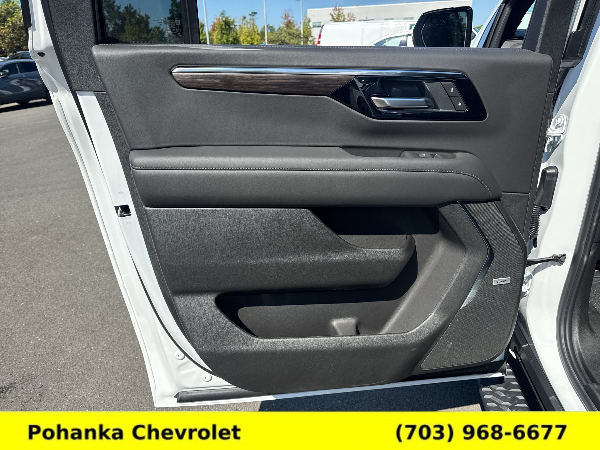 New 2026 Chevrolet Suburban Z71 w/ Z71 Off-Road Package AWD/4WD image 29