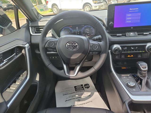 Certified 2025 Toyota RAV4 XSE w/ Advanced Technology Package image 18