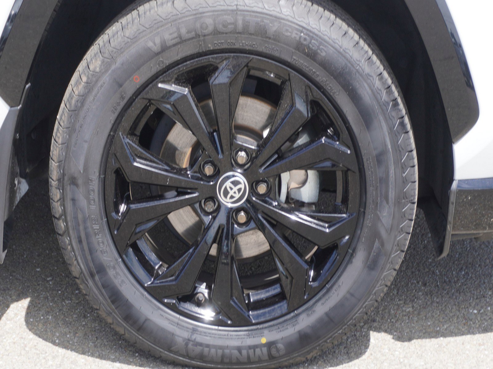 Used 2023 Toyota RAV4 XSE AWD/4WD image 5