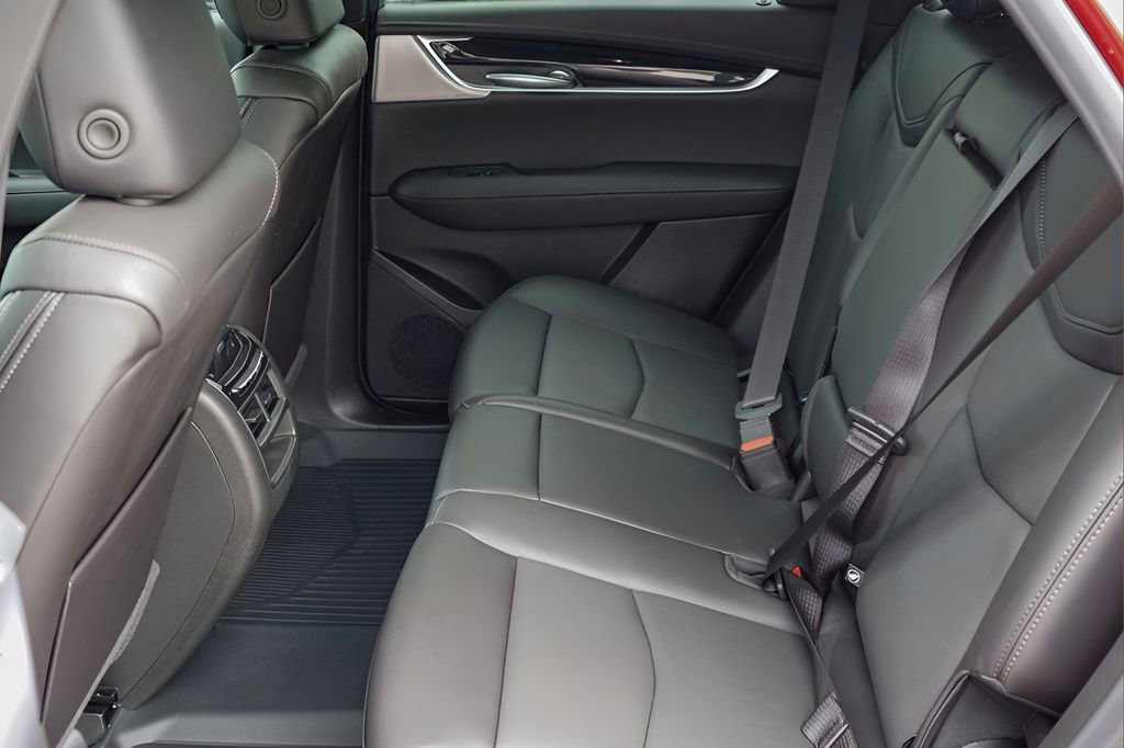 New 2026 Cadillac XT5 Premium Luxury w/ Driver Assist Package FWD image 21