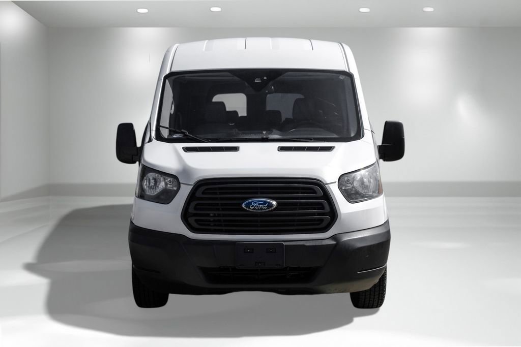 Used 2017 Ford Transit 350 XL image 4