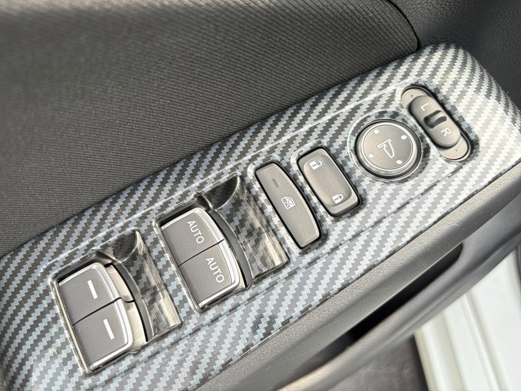 Used 2025 Honda Civic Sport image 12