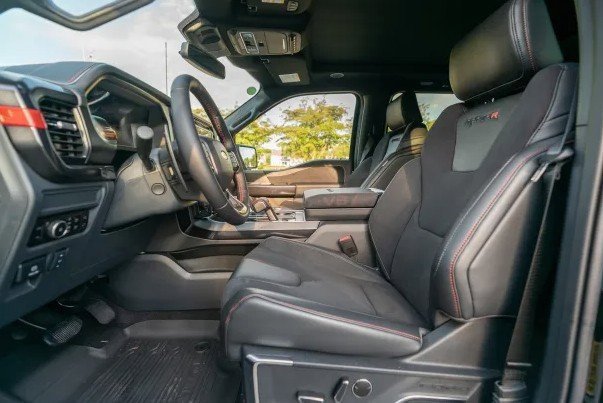 Used 2025 Ford F150 Raptor w/ Equipment Group 803A Raptor R image 4