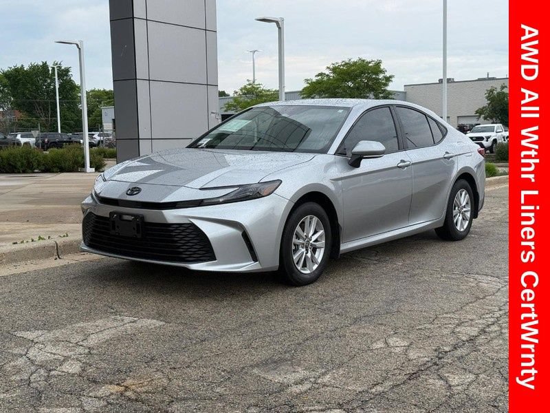 Used 2025 Toyota Camry LE AWD/4WD image 7