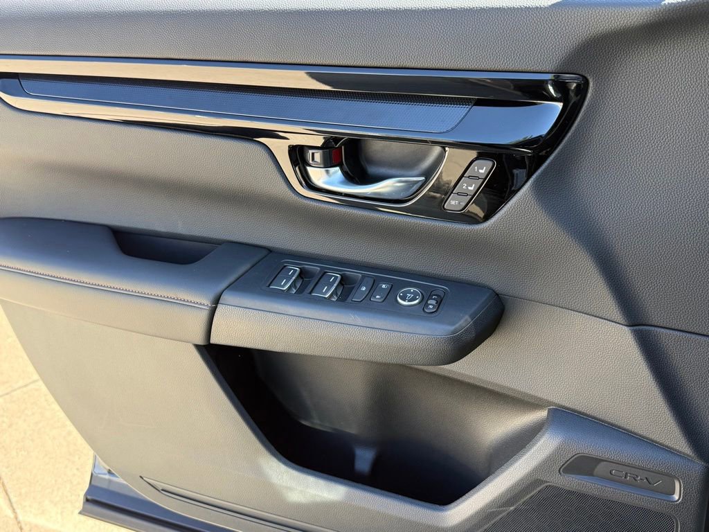 Certified 2026 Honda CR-V Sport Touring image 31