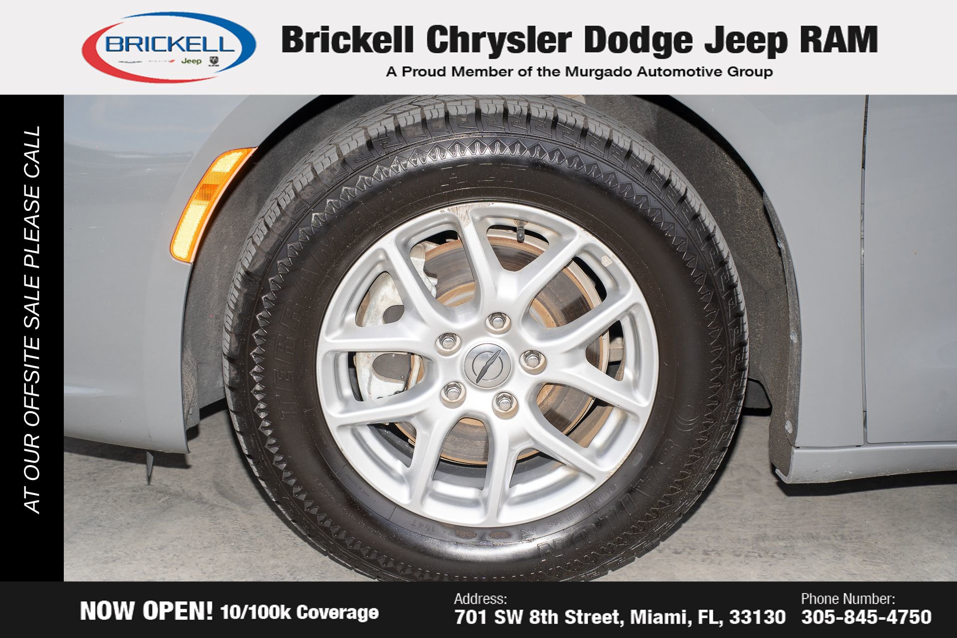 Used 2022 Chrysler Pacifica Touring-L image 38