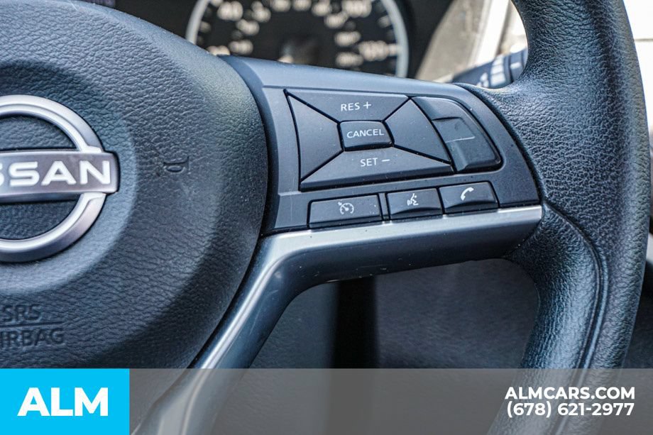 Used 2025 Nissan Altima 2.5 SV FWD image 29