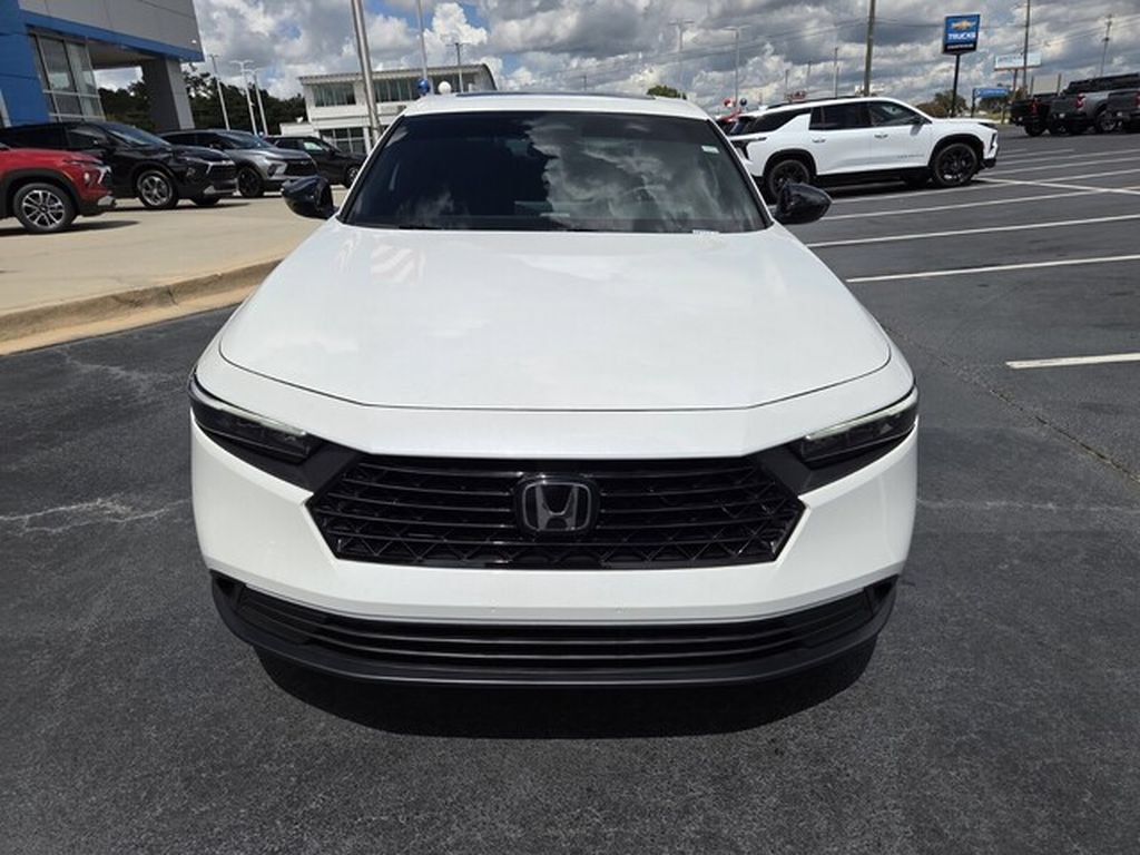 Used 2025 Honda Accord Sport image 10