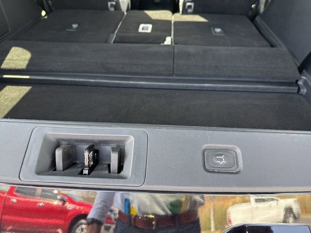 Used 2025 Ford Expedition Platinum w/ Driver's Package image 44