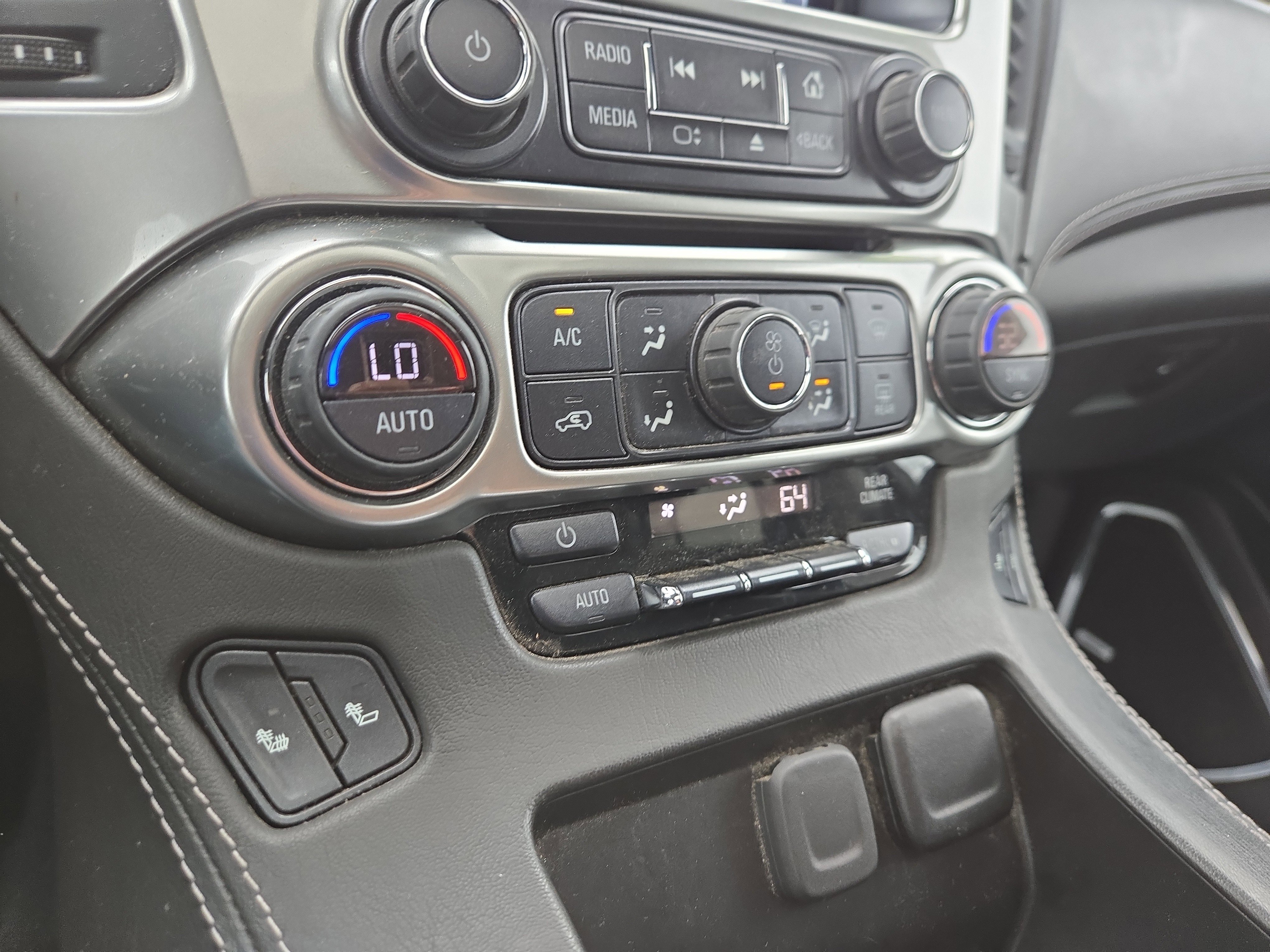 Used 2020 Chevrolet Tahoe LT image 29