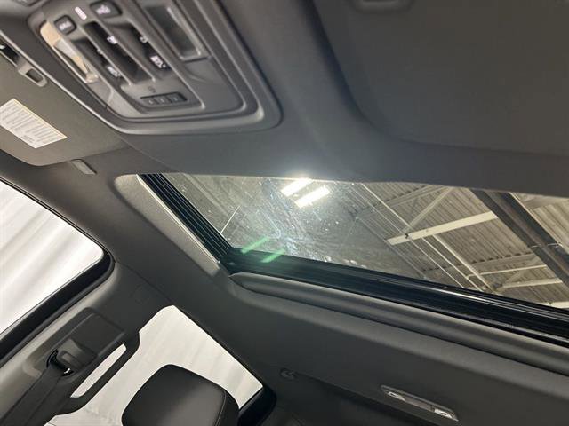 New 2026 GMC Sierra 1500 SLT w/ SLT Premium Plus Package image 28