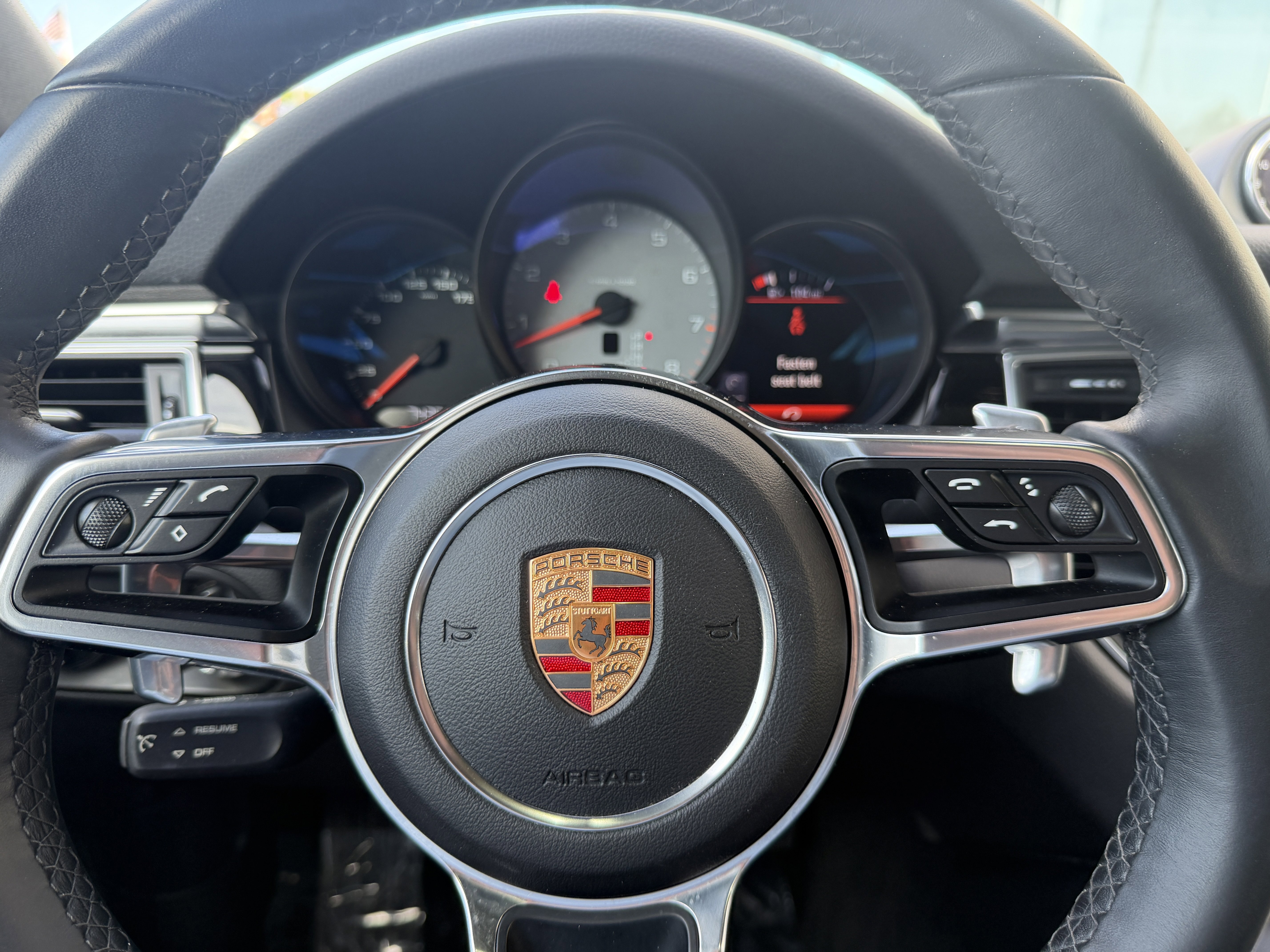 Certified 2015 Porsche Macan S image 34