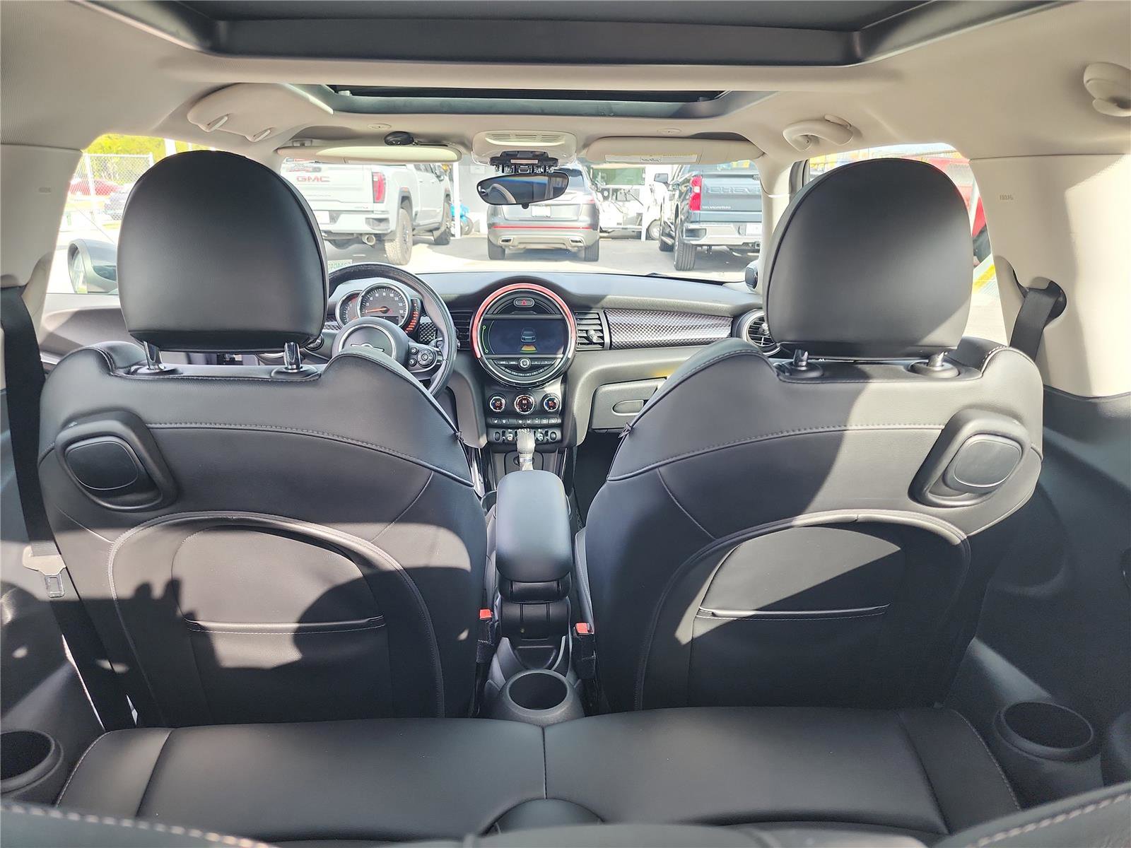 Used 2015 MINI Cooper S image 19