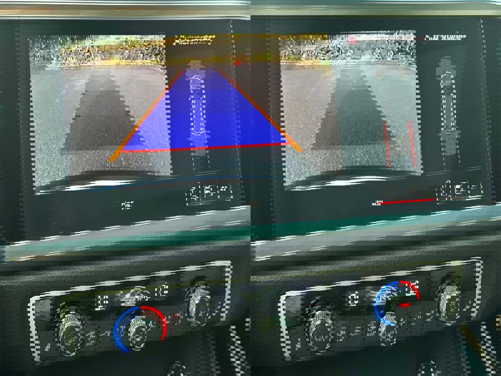 Used 2023 Audi Q3 2.0T Premium image 17