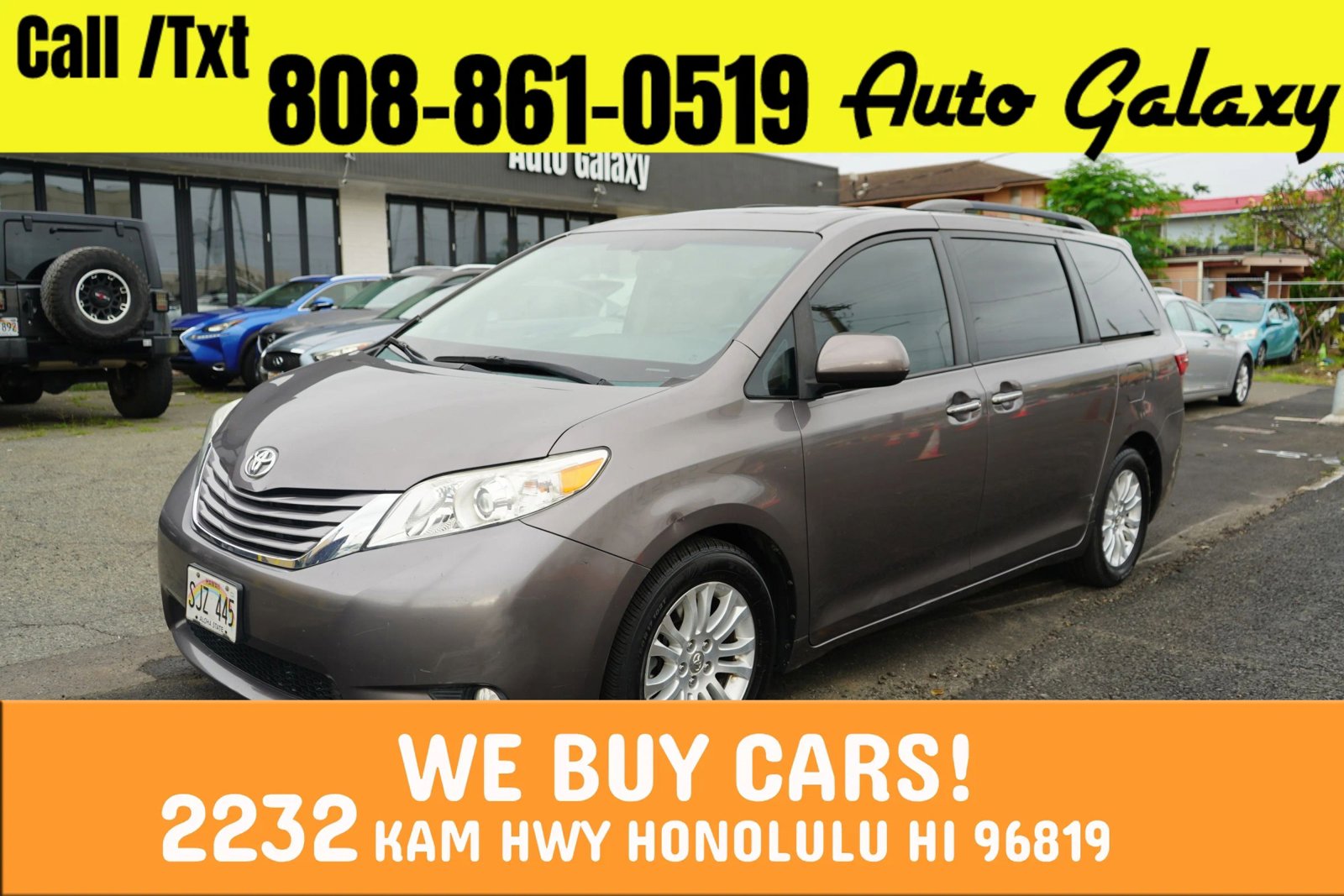 Used 2015 Toyota Sienna FWD image 1