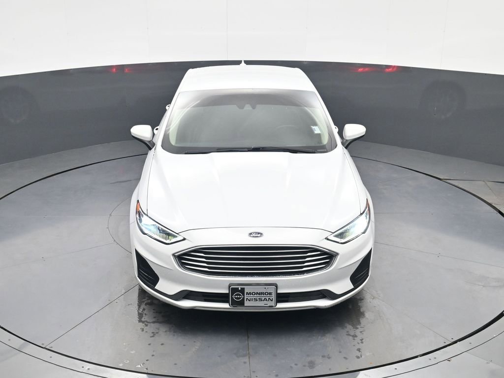 Used 2020 Ford Fusion SE image 25