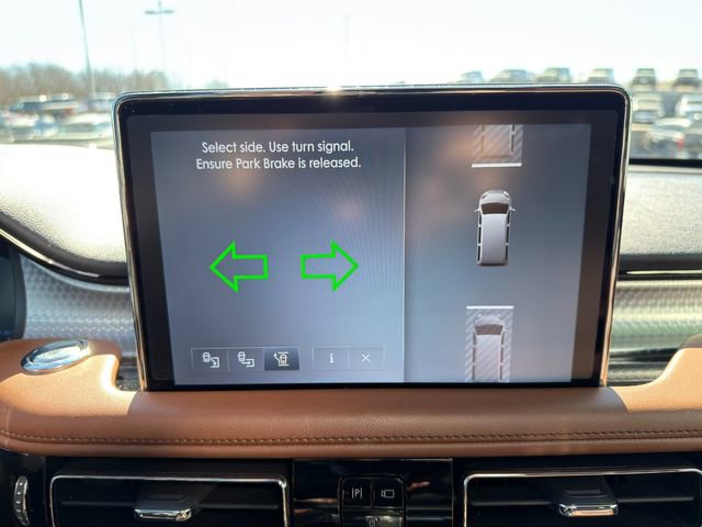 Used 2023 Lincoln Aviator Grand Touring w/ Equipment Group 301A image 34