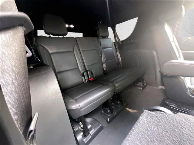 Used 2022 Chevrolet Suburban LT w/ Luxury Package AWD/4WD image 30