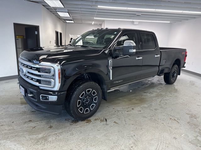 Used 2024 Ford F250 Platinum video 4
