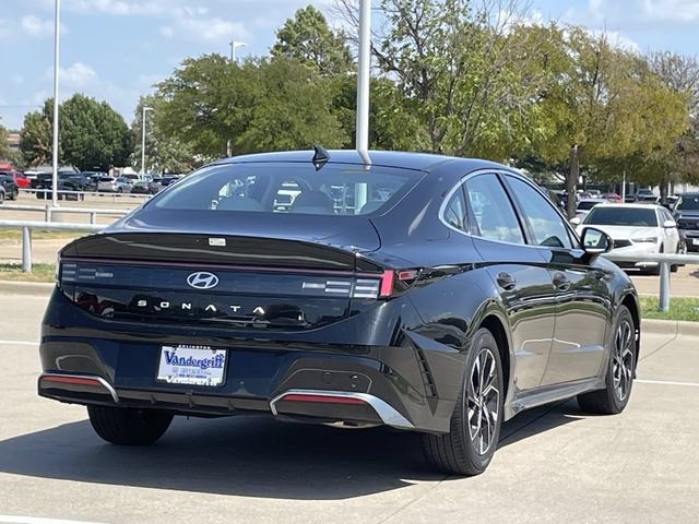Used 2025 Hyundai Sonata SEL FWD image 4