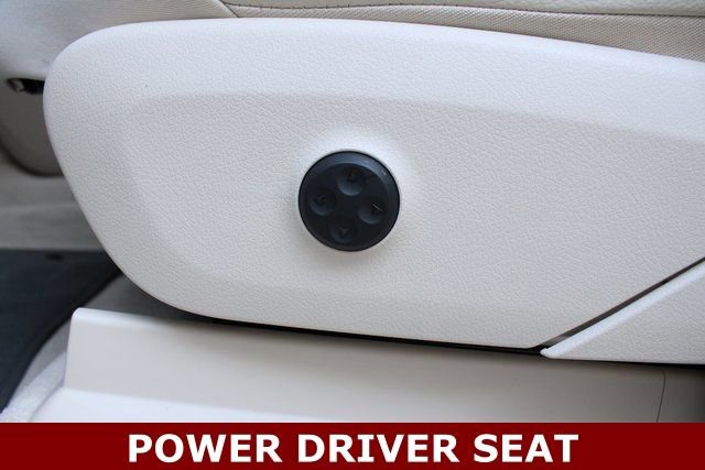 Used 2023 Mercedes-Benz EQS 580 4MATIC SUV image 3