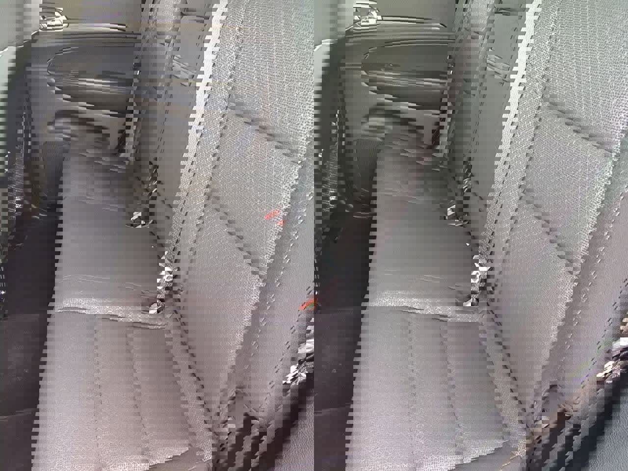 Used 2020 Jeep Grand Cherokee Laredo w/ Security & Convenience Group image 19