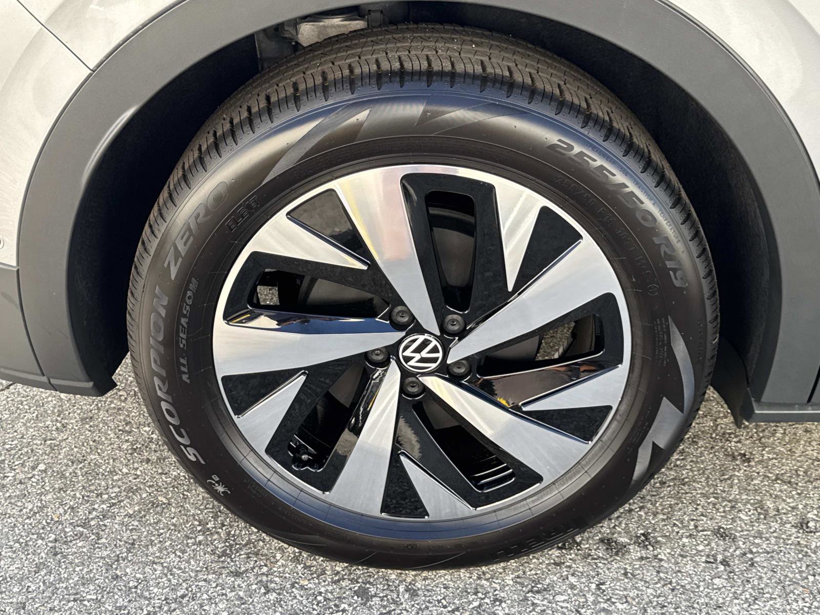 New 2026 Volkswagen ID.4 Pro RWD image 5