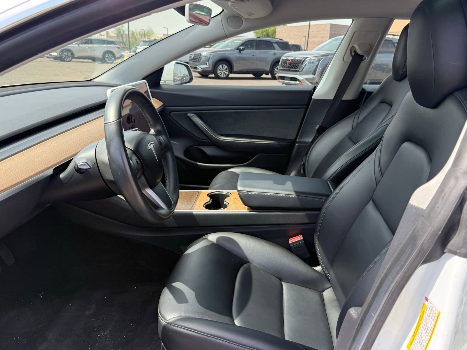 Used 2019 Tesla Model 3 Standard Range image 13