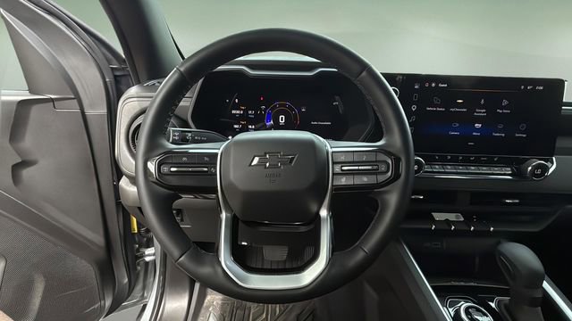 Used 2025 Chevrolet Colorado Trail Boss image 12