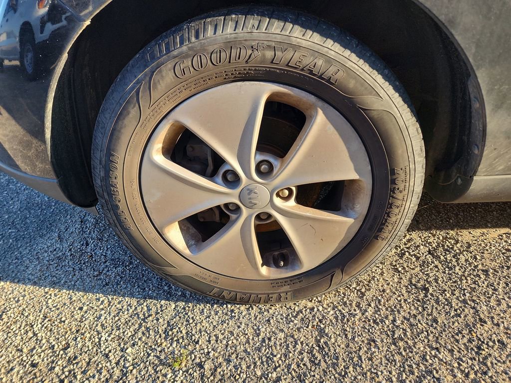 Used 2016 Kia Soul FWD image 11