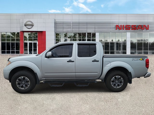 Used 2018 Nissan Frontier PRO-4X AWD/4WD image 4