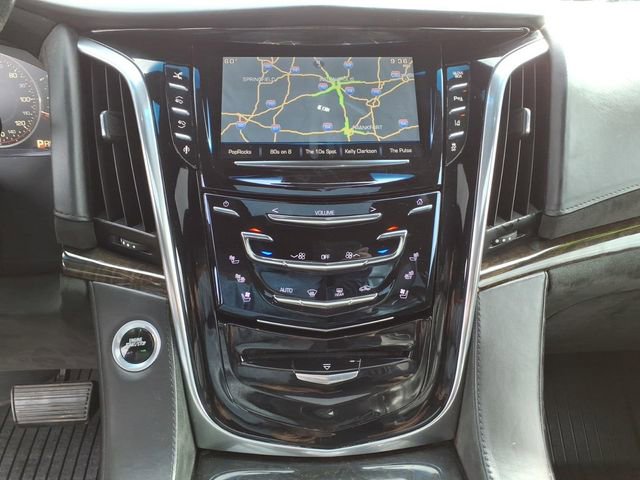 Used 2015 Cadillac Escalade ESV Platinum AWD/4WD image 23