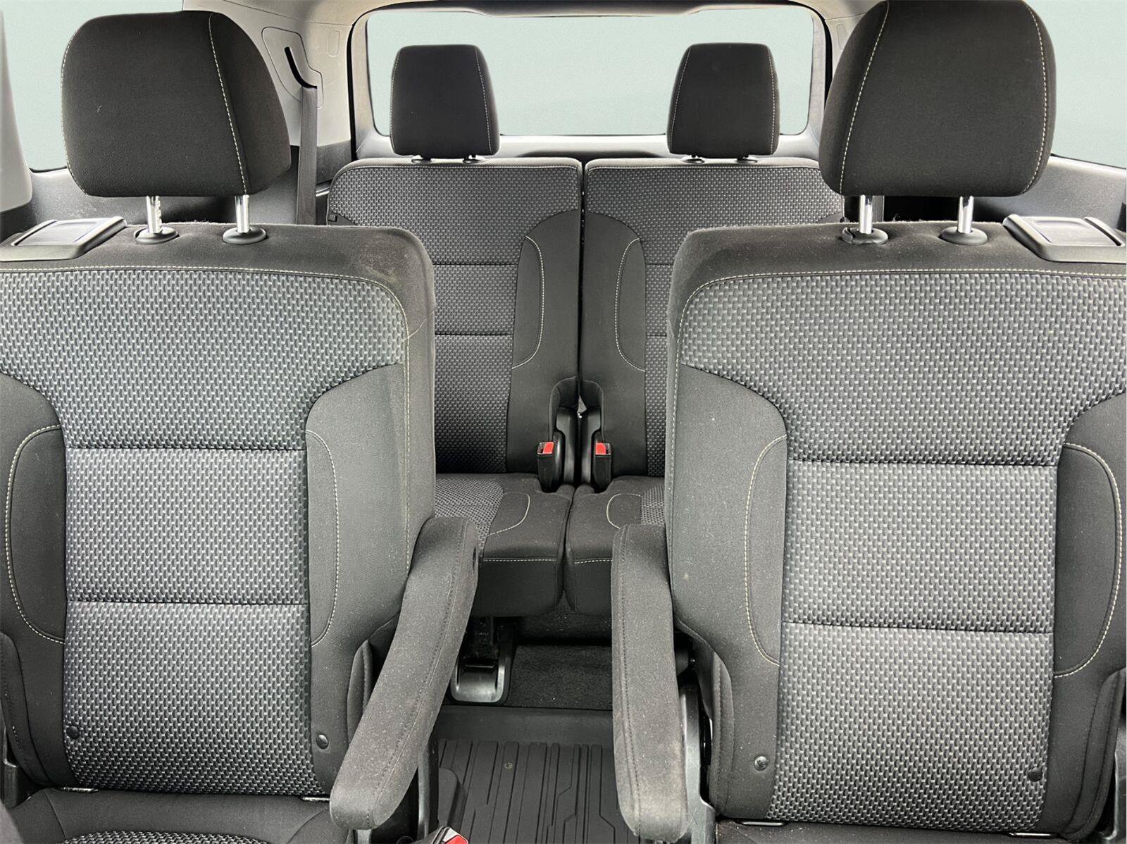 Used 2021 GMC Acadia SLE w/ LPO, Floor Liner Package FWD image 21