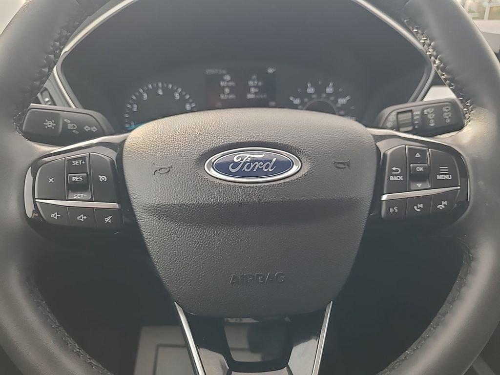 Used 2022 Ford Escape SEL image 33