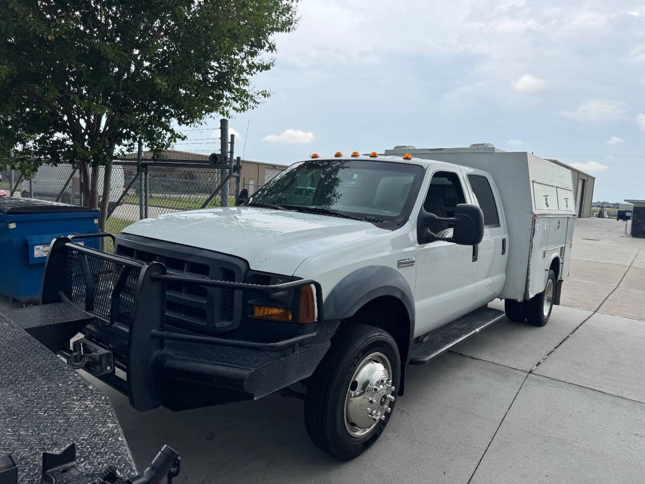 Used 2006 Ford F550 4x4 Crew Cab Super Duty image 16