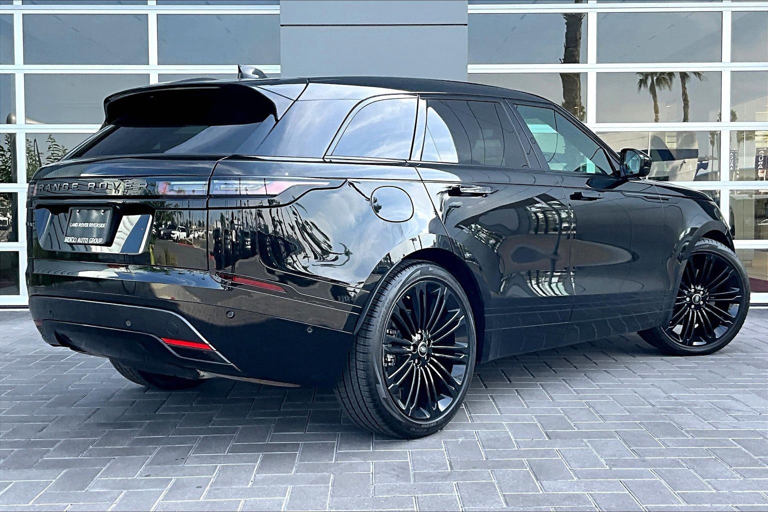 Used 2026 Land Rover Range Rover Velar Dynamic SE image 13