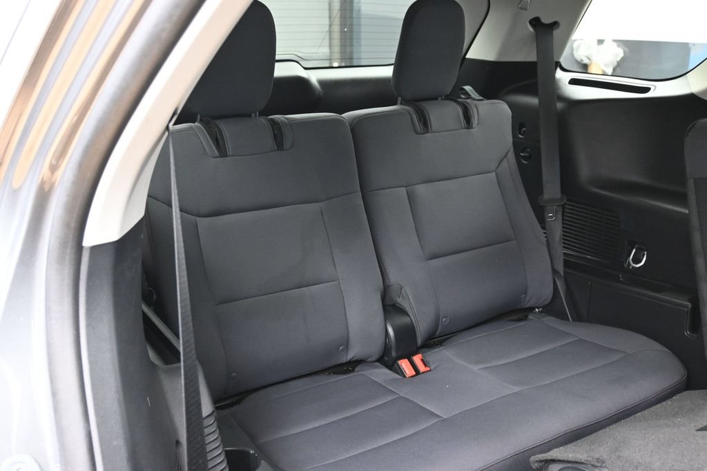 Used 2025 Ford Explorer Active RWD image 38