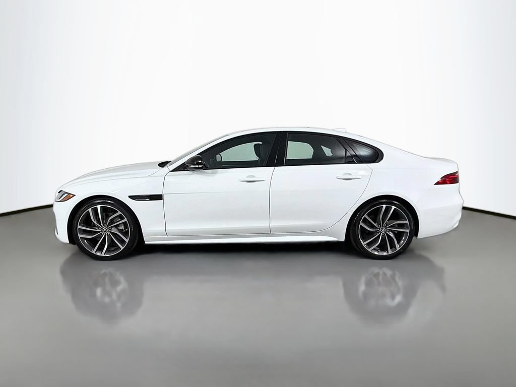 Used 2024 Jaguar XF R-Dynamic SE AWD/4WD image 8