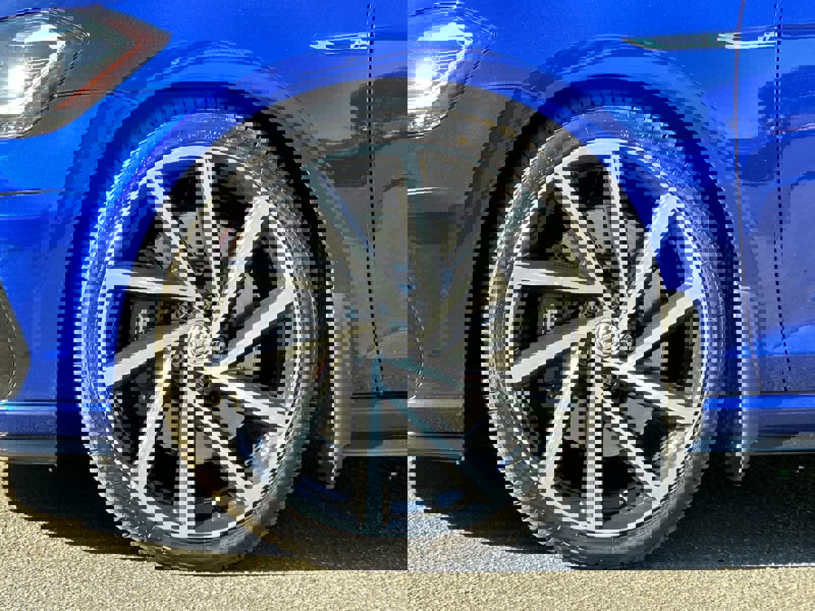 Used 2019 Volkswagen Golf R 4-Door image 31